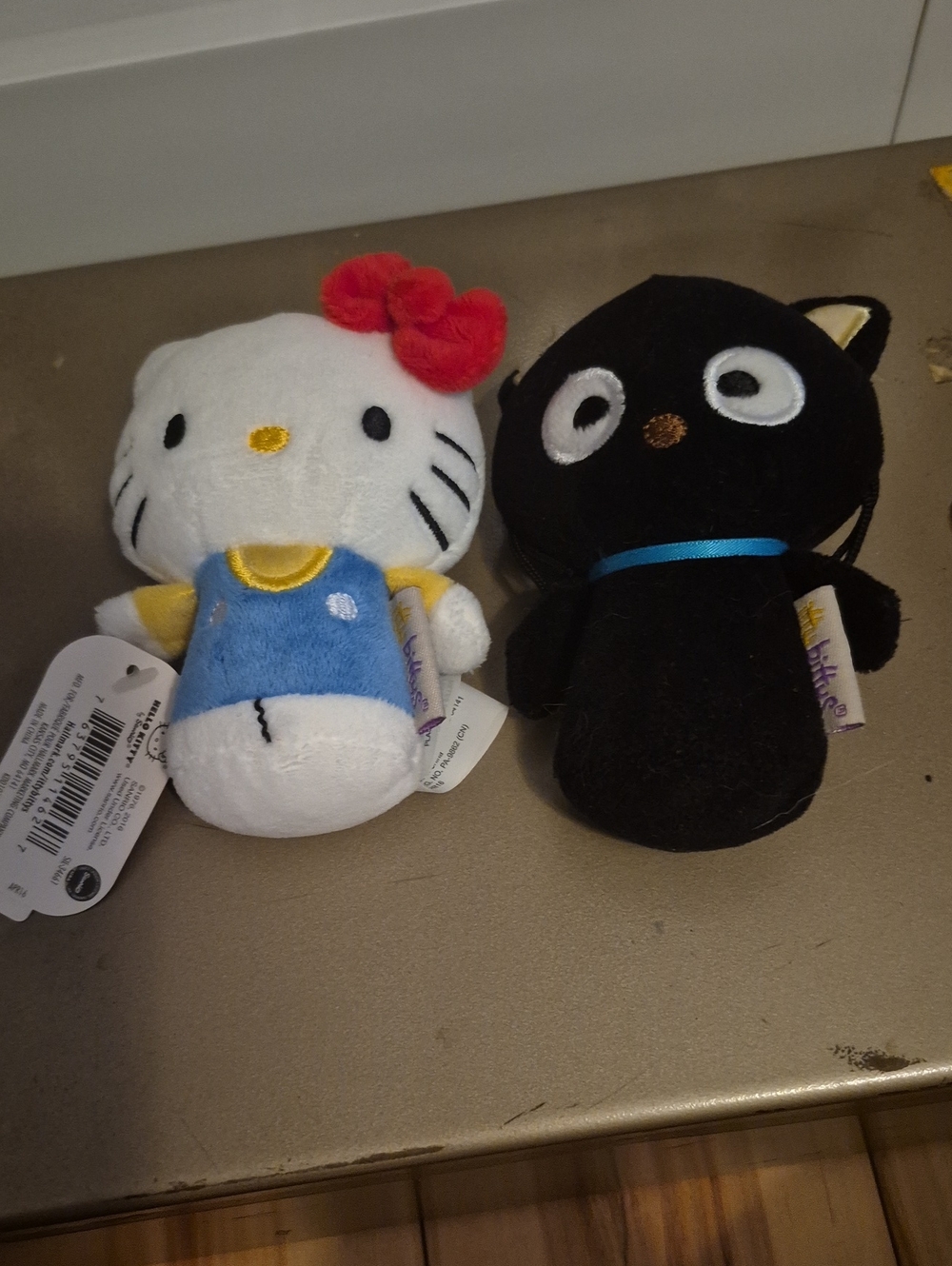 Sanrio Hello Kitty & Pochaco  - Itty Bitty. One nwt